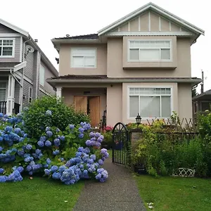 helens-house-close-to-skytrain-and-airport.richmond-hotels.com/